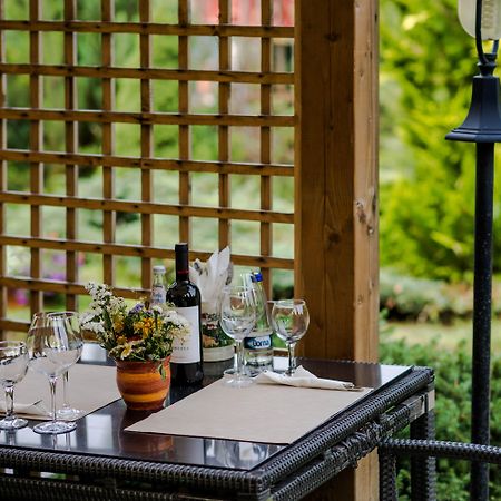 Hotel Sunny Hill Клуж-Напока Екстериор снимка