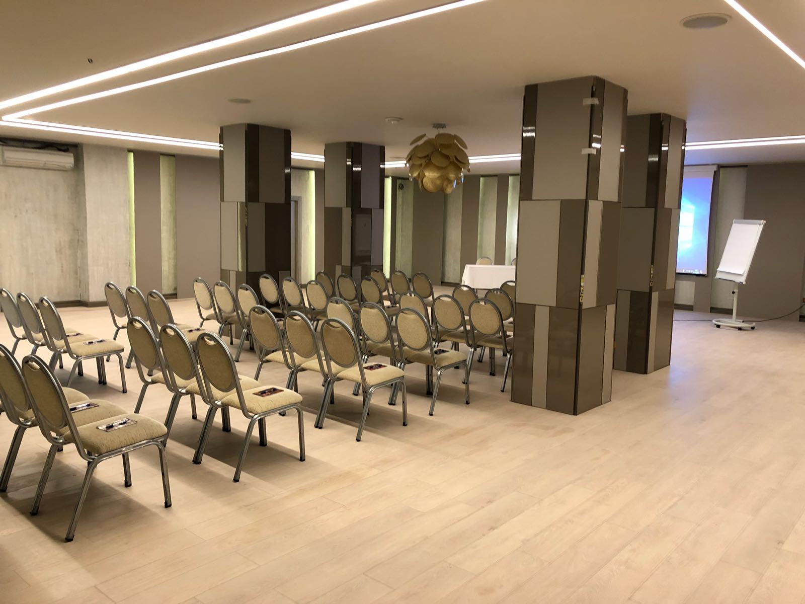 Hotel Sunny Hill Клуж-Напока Екстериор снимка