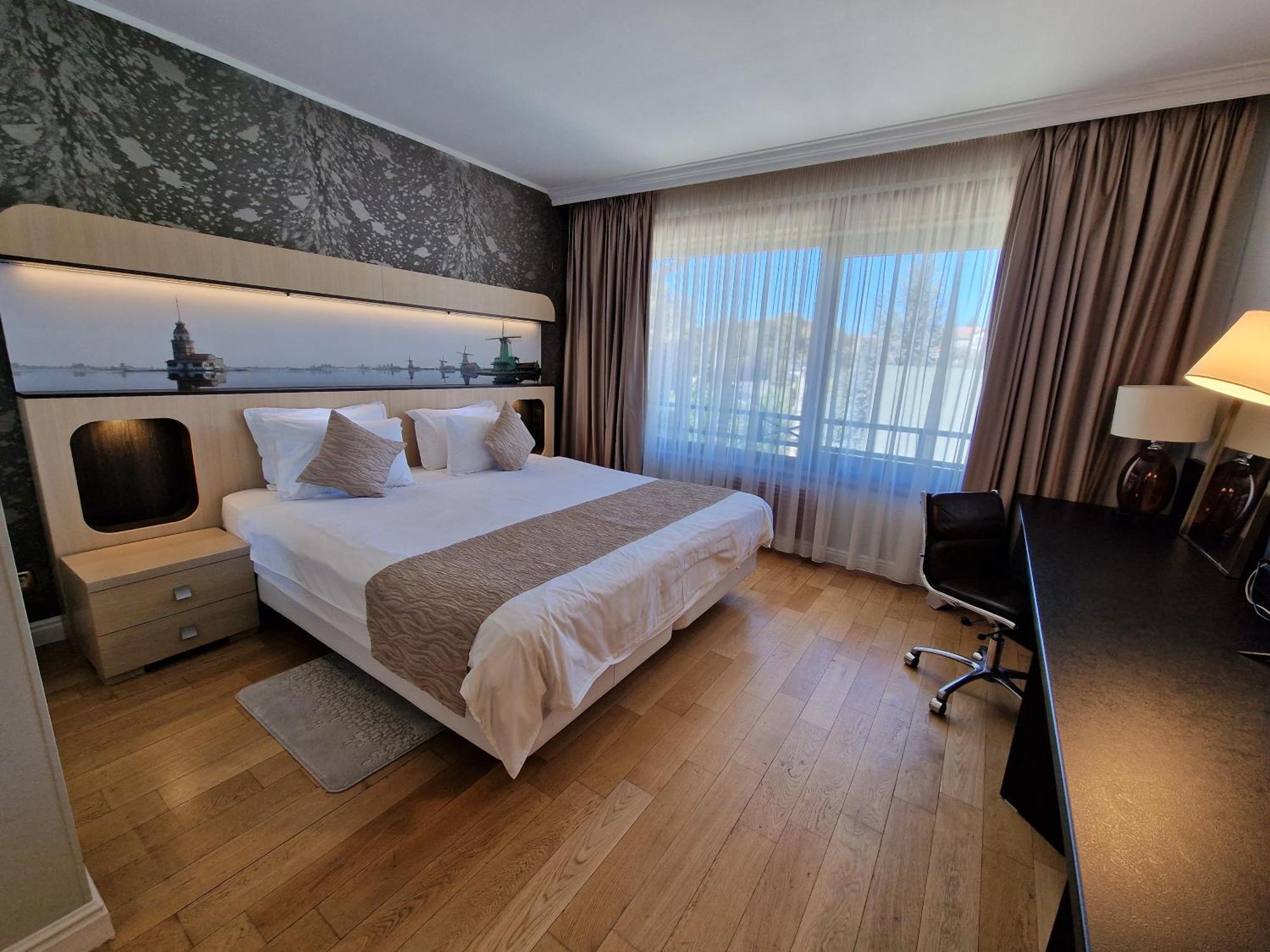 Hotel Sunny Hill Клуж-Напока Екстериор снимка
