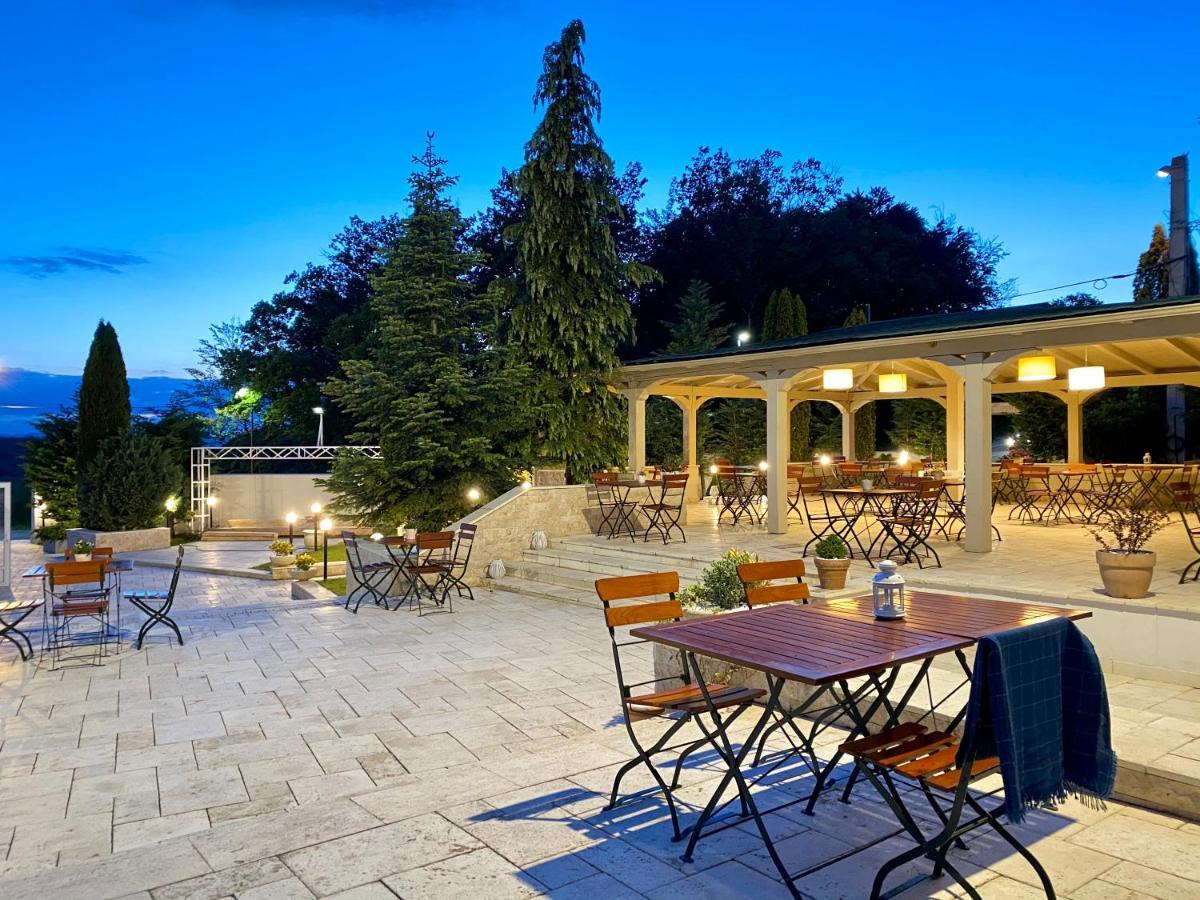 Hotel Sunny Hill Клуж-Напока Екстериор снимка